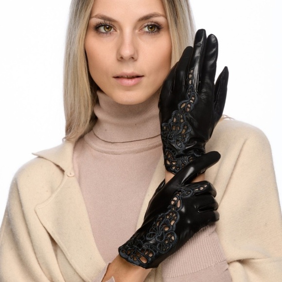 Accessories - Vintage Black Soft Leather Lace Gloves